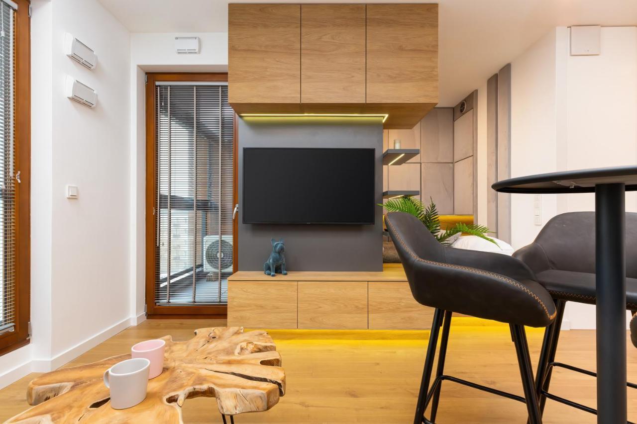 Apartment City Center Grzybowska By Renters Prestige Warsawa Bagian luar foto